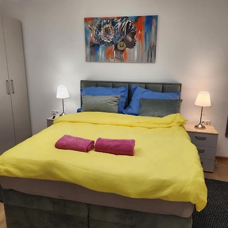 Apartman Zagreb Cca 42M2 With Free Parking Bagian luar foto