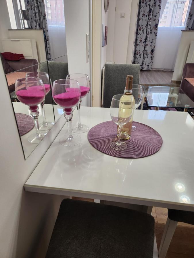 Apartman Zagreb Cca 42M2 With Free Parking Bagian luar foto