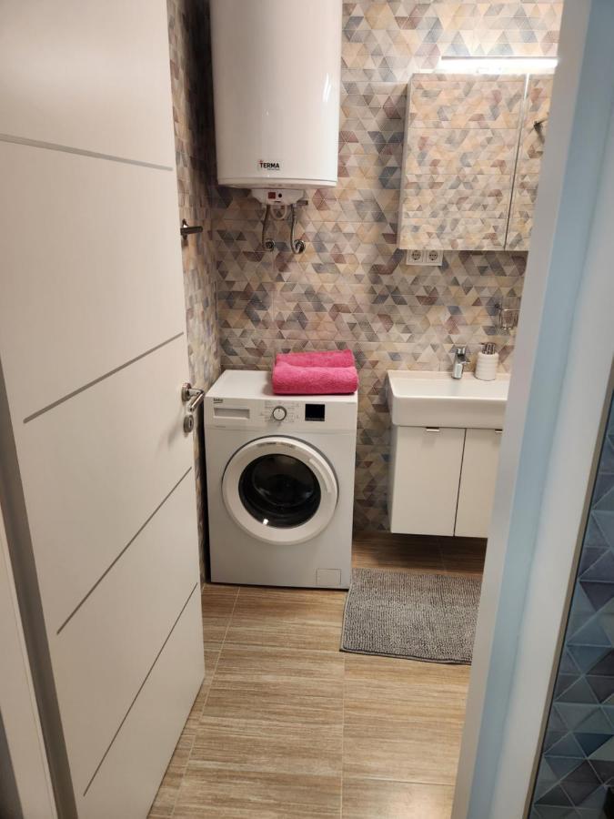 Apartman Zagreb Cca 42M2 With Free Parking Bagian luar foto